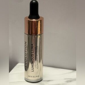 Makeup Revolution Luminous Luna Liquid Highlighter